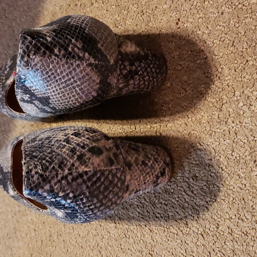 Vionic Wedges - image 4